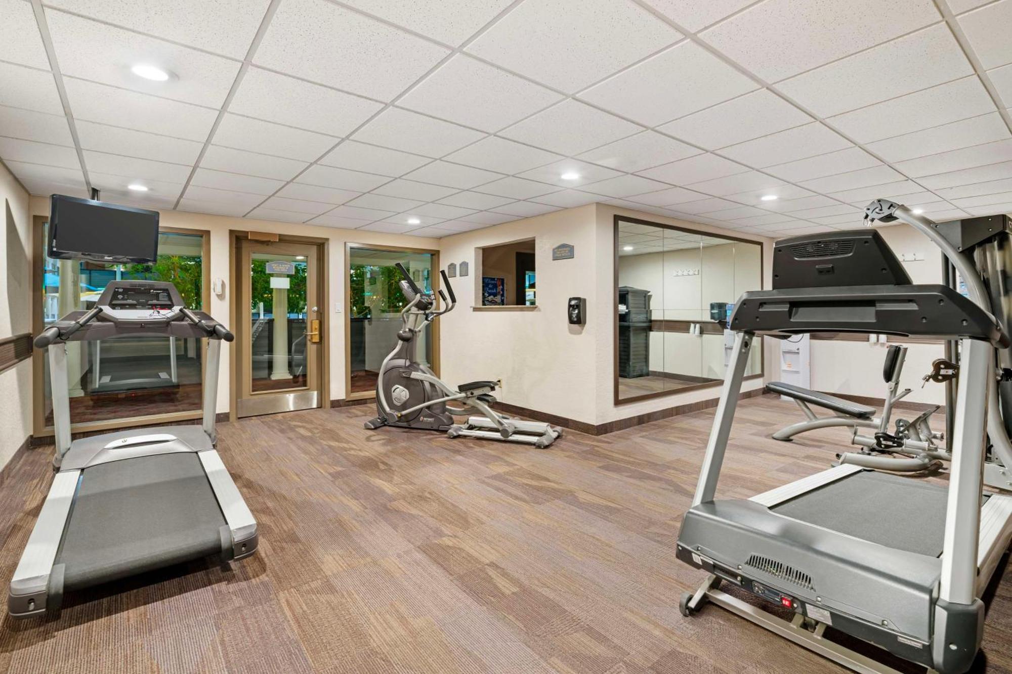Best Western Green Bay Inn And Conference Center Экстерьер фото